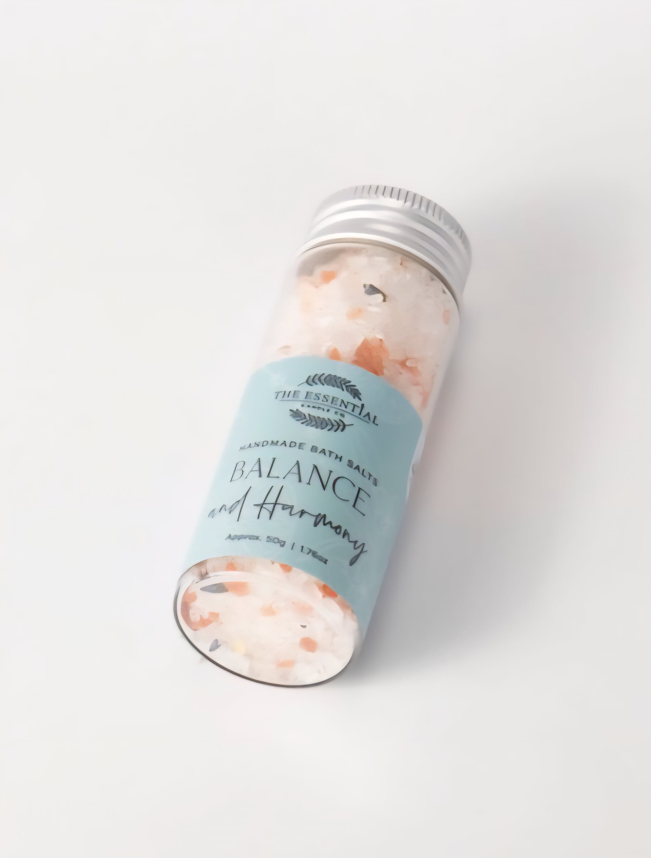 THE ESSENTIAL CANDLE CO. Bath Salt Shot.